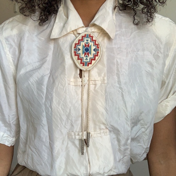 Vintage  crossstitch lariat necklace - Picture 6 of 6